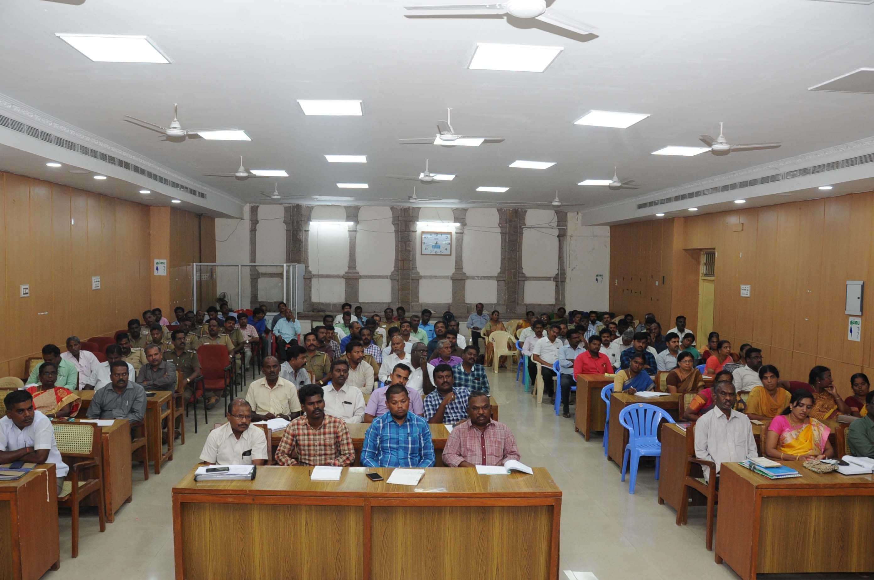 A meeting was held with Expenditure Observers and other officers on election duty presided by Madurai District collector/Returning officer on Madurai North-Collectorate campus at 20.03.2019