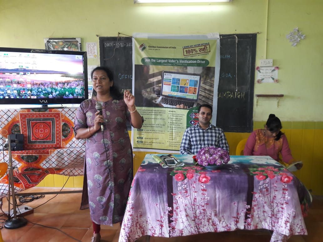 Shri Pravinjay Pandit Mamlatdar of Bicholim Taluka and AERO of 03 Bicholim A.C conducted awareness programme in respect of special Summary revision of Electoral Roll with reference to 1.1.2020 as a qualifying date on 10.10.19 at Government School Mencurem