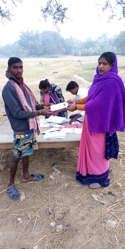 Distribute voter slip in two days DEO PAKUR