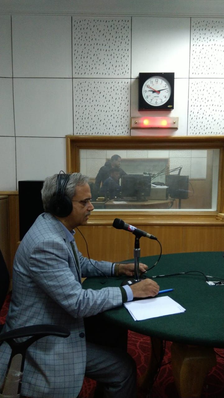Today i.e. 11.01.2020 at 9.00 am to 10.00 am Dr. Ranbir Singh, Chief Electoral Officer-Delhi appeared in a live Phone-in-Programme on the subject Delhi Legislative Assembly Election 2020 on Aakashwani.