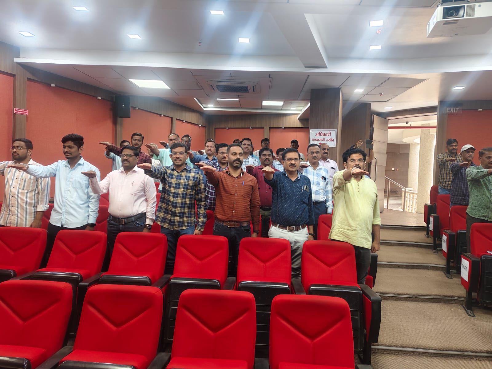 Oath-taking program was celebrated on the occasion of National Voter's Day on 24th January, 2025 at 11.00 am at Collectorate, Sangli.